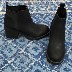 Black Dirty Laundry Booties